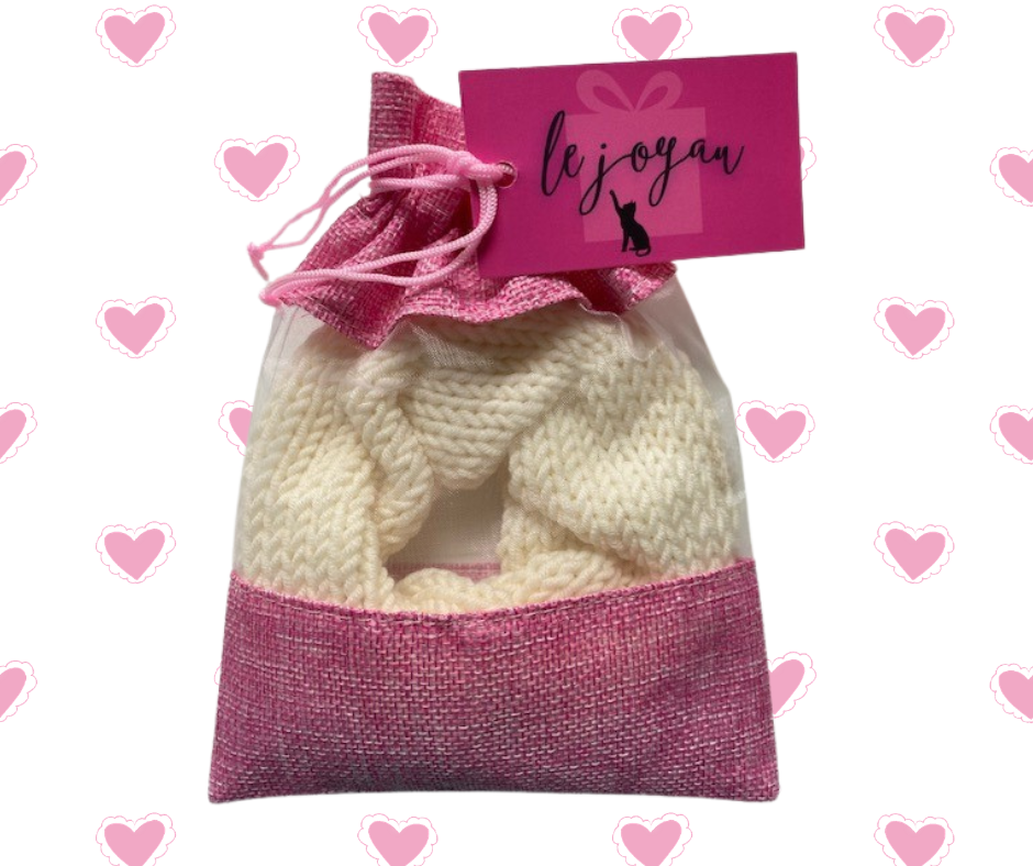 The Sweetheart Knit Wool Scrunchie in Cream White