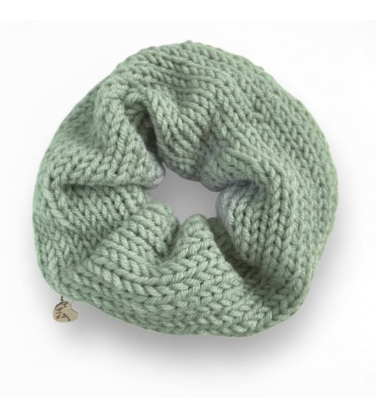 Soft Green Merino Wool - Palette: Summer